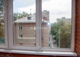 Продается 1-ком. квартира, 34.7 м2, Новосибирск, улица Блюхера, 61/1, метро Площадь Маркса