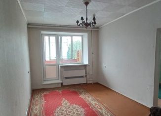 Продается трехкомнатная квартира, 57 м2, Полысаево, Бакинская улица, 5