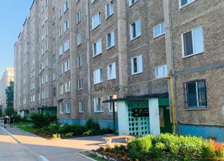 Продажа 1-комнатной квартиры, 35.4 м2, Березники, улица Пятилетки, 99