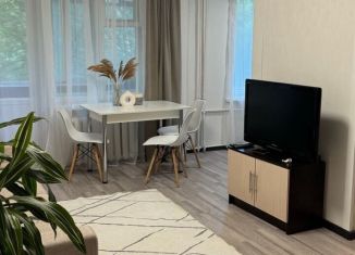 Сдается трехкомнатная квартира, 60 м2, Москва, улица Лётчика Бабушкина, 3, Бабушкинский район