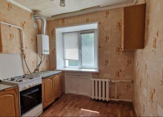 Продажа 2-комнатной квартиры, 40 м2, Азнакаево, улица Ленина, 27А