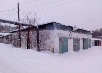 Продаю гараж, 30 м2, Лысьва, улица Перовской