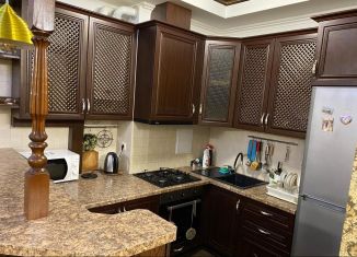 Сдача в аренду двухкомнатной квартиры, 50 м2, Сочи, Калужская улица, 40, микрорайон Новый Сочи