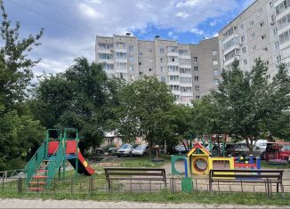 Продается 1-комнатная квартира, 41 м2, Красноярск, улица Воронова, 12А, Советский район