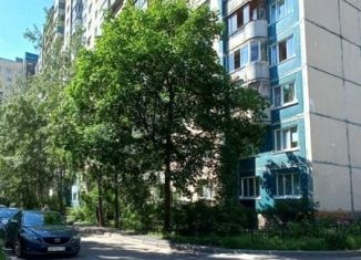 Продается 2-ком. квартира, 51.5 м2, Санкт-Петербург, проспект Наставников, 25к1, метро Ладожская