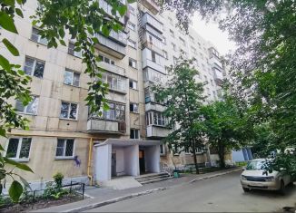 Продается 3-комнатная квартира, 63 м2, Челябинская область, улица Героев Танкограда, 57