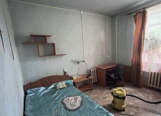 Сдается двухкомнатная квартира, 56 м2, Сысерть, улица Розы Люксембург, 11