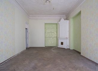 Продаю 4-ком. квартиру, 160 м2, Санкт-Петербург, Кирочная улица, 49, метро Площадь Восстания