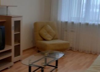 Сдаю в аренду 2-ком. квартиру, 75 м2, Самара, улица Братьев Коростелёвых, 117, метро Московская