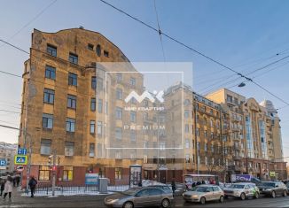 Продается 3-комнатная квартира, 79.1 м2, Санкт-Петербург, Большой проспект Петроградской стороны, 106, метро Чкаловская