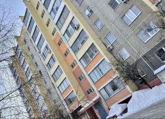 Сдается в аренду двухкомнатная квартира, 64.7 м2, Челябинская область, 2-й микрорайон, 11А