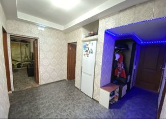 Продам трехкомнатную квартиру, 62.2 м2, Магнитогорск, проспект Пушкина, 36