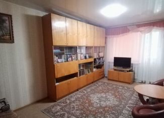 Продам двухкомнатную квартиру, 50 м2, Кинель, улица Маяковского, 83