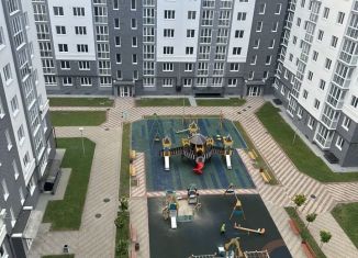 Продам 2-ком. квартиру, 65 м2, Калининградская область, Суздальская улица, 15