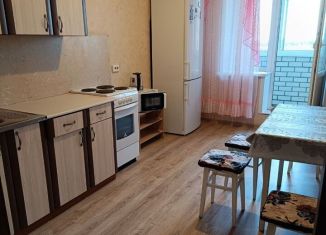 Сдаю 1-ком. квартиру, 40 м2, Тамбов, ЖК Сабуровская, Мичуринская улица