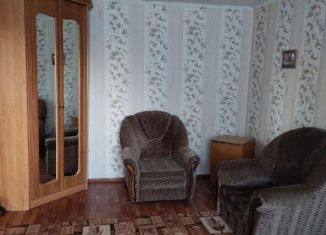 Сдаю трехкомнатную квартиру, 56 м2, Тобольск, 4-й микрорайон, 29Г