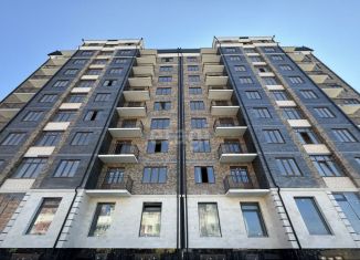 Продажа 3-ком. квартиры, 86.9 м2, Каспийск, проспект М. Омарова, 18