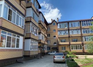 Продается 3-ком. квартира, 102 м2, Горячий Ключ, улица Гоголя, 72