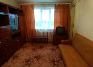 Сдача в аренду 2-ком. квартиры, 48 м2, Валуйки, улица Космонавтов, 24А