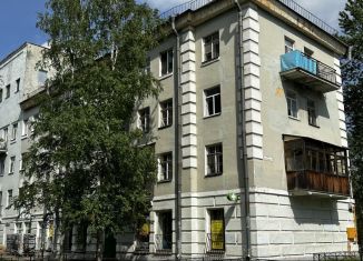 Продаю 4-ком. квартиру, 98 м2, Санкт-Петербург, улица Политрука Пасечника, 5к1