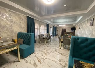 Продаю торговую площадь, 90 м2, Черкесск, Шоссейная улица, 129