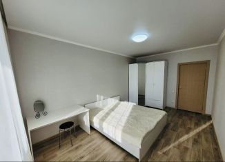 Сдается в аренду однокомнатная квартира, 50 м2, Казань, улица Родины, 26Г