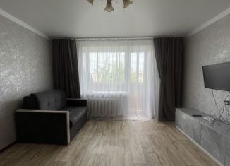 Сдача в аренду 2-комнатной квартиры, 54.5 м2, Туймазы, улица Комарова, 4