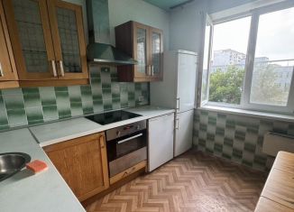 Сдача в аренду 2-ком. квартиры, 52 м2, Новосибирск, улица Связистов