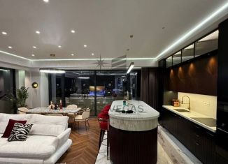 Сдается в аренду трехкомнатная квартира, 150 м2, Сочи, Курортный проспект, 108, микрорайон Приморье