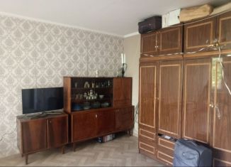 Сдается 1-ком. квартира, 33 м2, Улан-Удэ, улица Революции 1905 года, 12