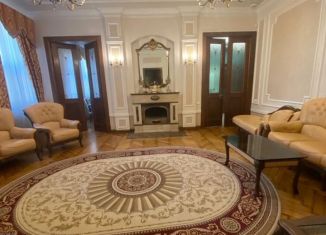 Аренда 4-ком. квартиры, 135.1 м2, Санкт-Петербург, улица Марата, 72, муниципальный округ Владимирский