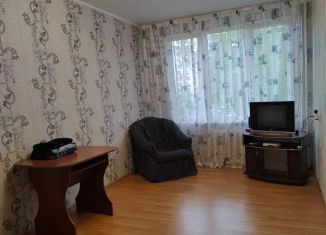 Сдаю в аренду 2-комнатную квартиру, 42 м2, Кингисепп, Октябрьская улица, 12