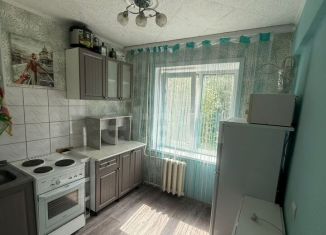 Продаю 1-ком. квартиру, 32.1 м2, Ачинск, квартал 7Б, 4