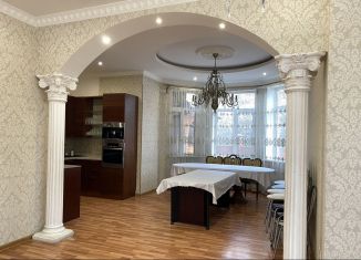 Аренда коттеджа, 330 м2, Москва