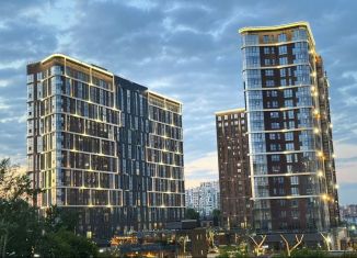 Продам 2-ком. квартиру, 56.9 м2, Тюмень, улица Николая Машарова, 10, ЖК Машаров