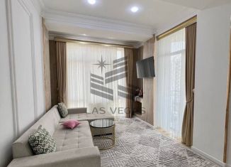 Сдаю в аренду 2-ком. квартиру, 70 м2, Татарстан, улица Мансура Хасанова, 13