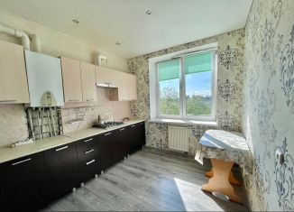 Продам 2-ком. квартиру, 54.3 м2, Калининград, улица Аксакова, 102