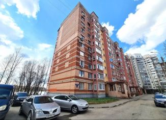 Продается 1-комнатная квартира, 40 м2, Республика Башкортостан, улица Георгия Мушникова, 21/5