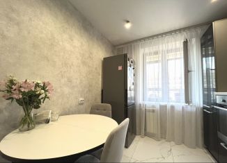 Продается двухкомнатная квартира, 57.6 м2, Татарстан, проспект Чулман, 8А