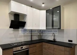 2-ком. квартира на продажу, 60 м2, Калининград, улица Тенистая Аллея, 35