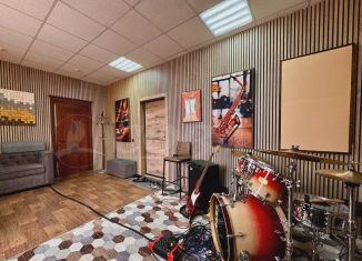 Продаю офис, 37 м2, Тюмень, улица Герцена, 53