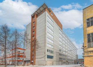 Сдам производство, 1042.8 м2, Екатеринбург, улица Фронтовых Бригад, 18М