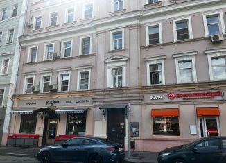 Продам 2-ком. квартиру, 48 м2, Москва, Октябрьская улица, 9/1, Октябрьская улица