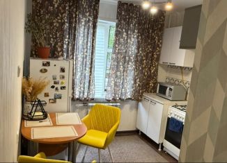 Сдам в аренду однокомнатную квартиру, 33 м2, Татарстан, улица Академика Глушко, 5