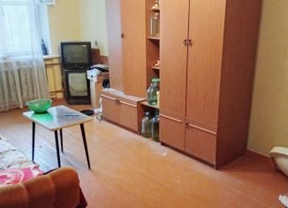 Продам 2-ком. квартиру, 46 м2, Нижний Тагил, улица Энтузиастов, 84