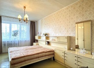 Продам 3-комнатную квартиру, 64 м2, Тула, улица Максима Горького, 37