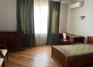 Сдается в аренду дом, 319.1 м2, Краснодар, улица Новицкого, 26