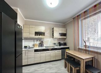 Продается 1-комнатная квартира, 41.9 м2, Старый Оскол, улица Свердлова, 6