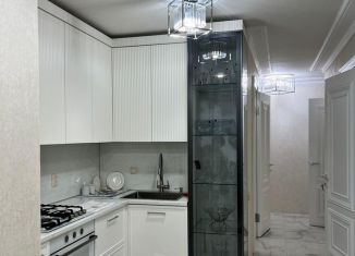 Продам двухкомнатную квартиру, 62 м2, Дагестан, улица Хизроева, 21