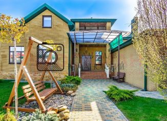 Продается дом, 400 м2, хутор Ленинакан, Цветочная улица, 14